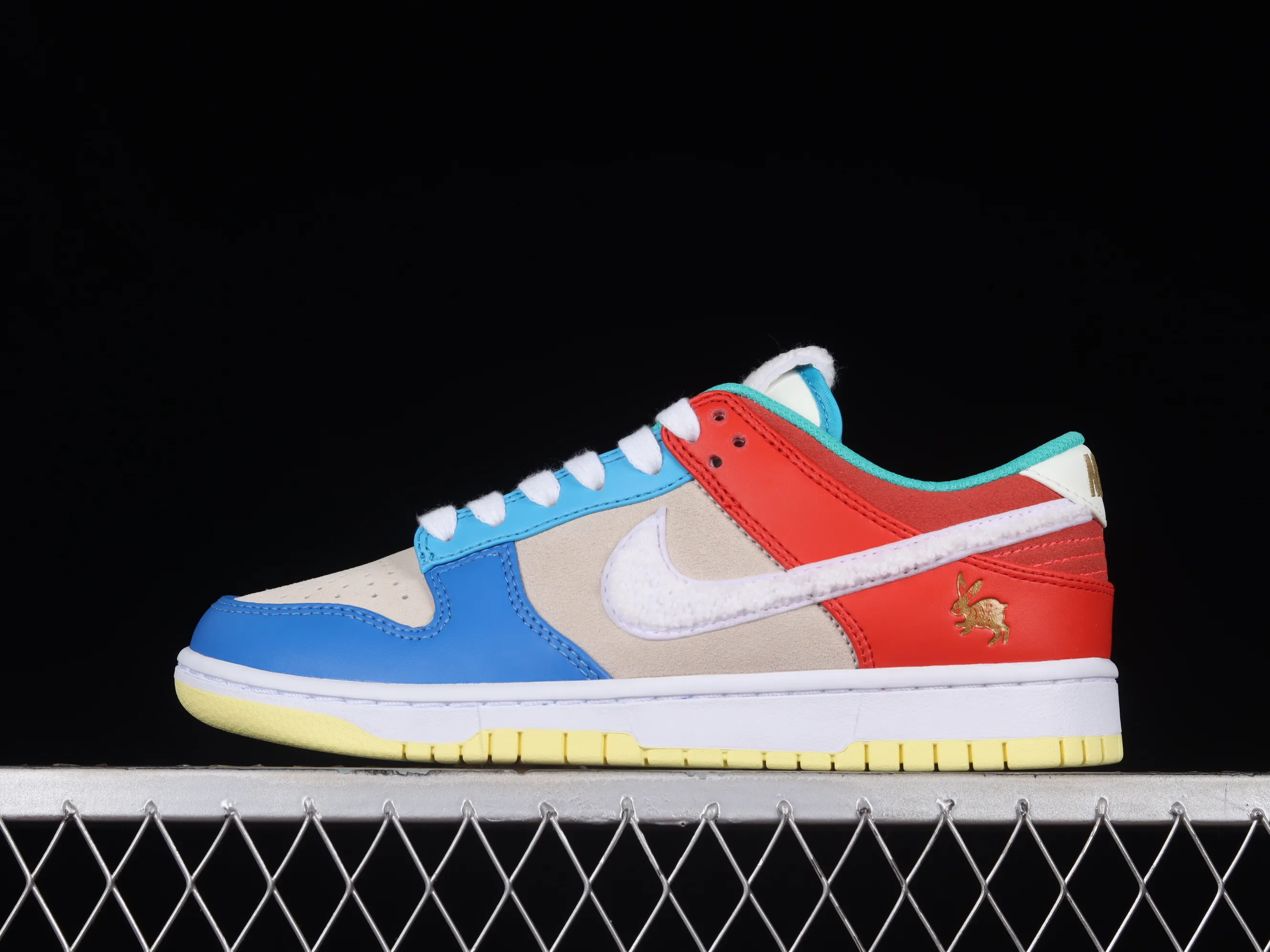 All categories Nk SB Dunk series Nk SB Dunk Low low-top sneakers Nk Dunk Low "Year of the Rabbit" Jingtu Year of the Rabbit limited edition SB low-top sports and leisure sneakers FD4203-111